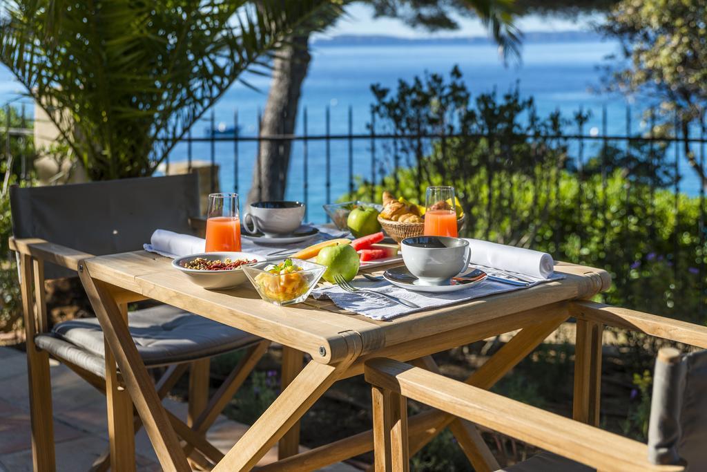 Hôtel Le Bailli De Suffren Le Le Rayol-Canadel-sur-Mer Exterior foto